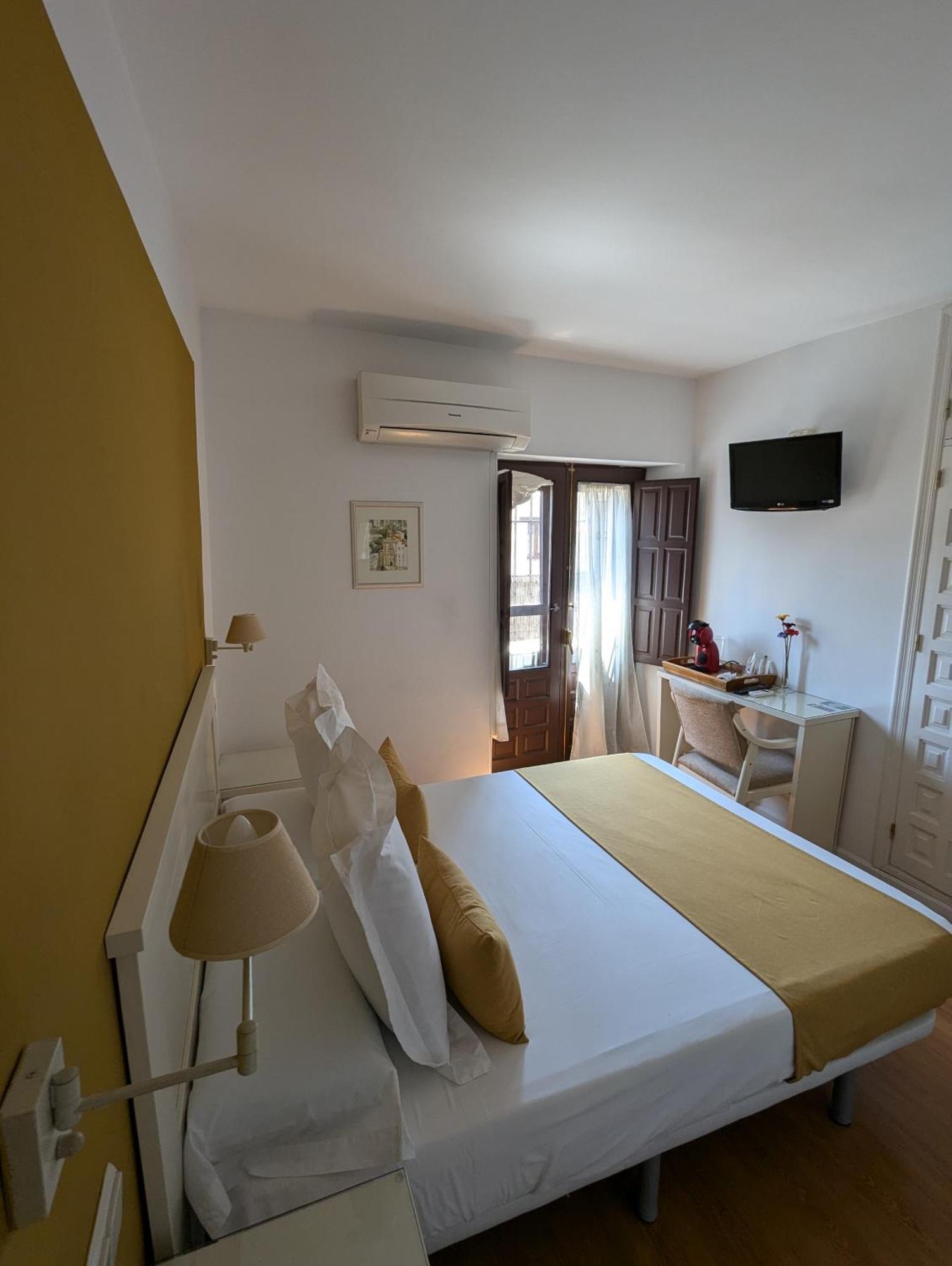 Hostal Tabanqueta Cuenca  Extérieur photo